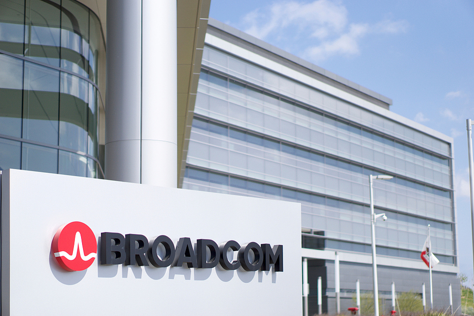 Broadcom договаривается о покупке Symantec