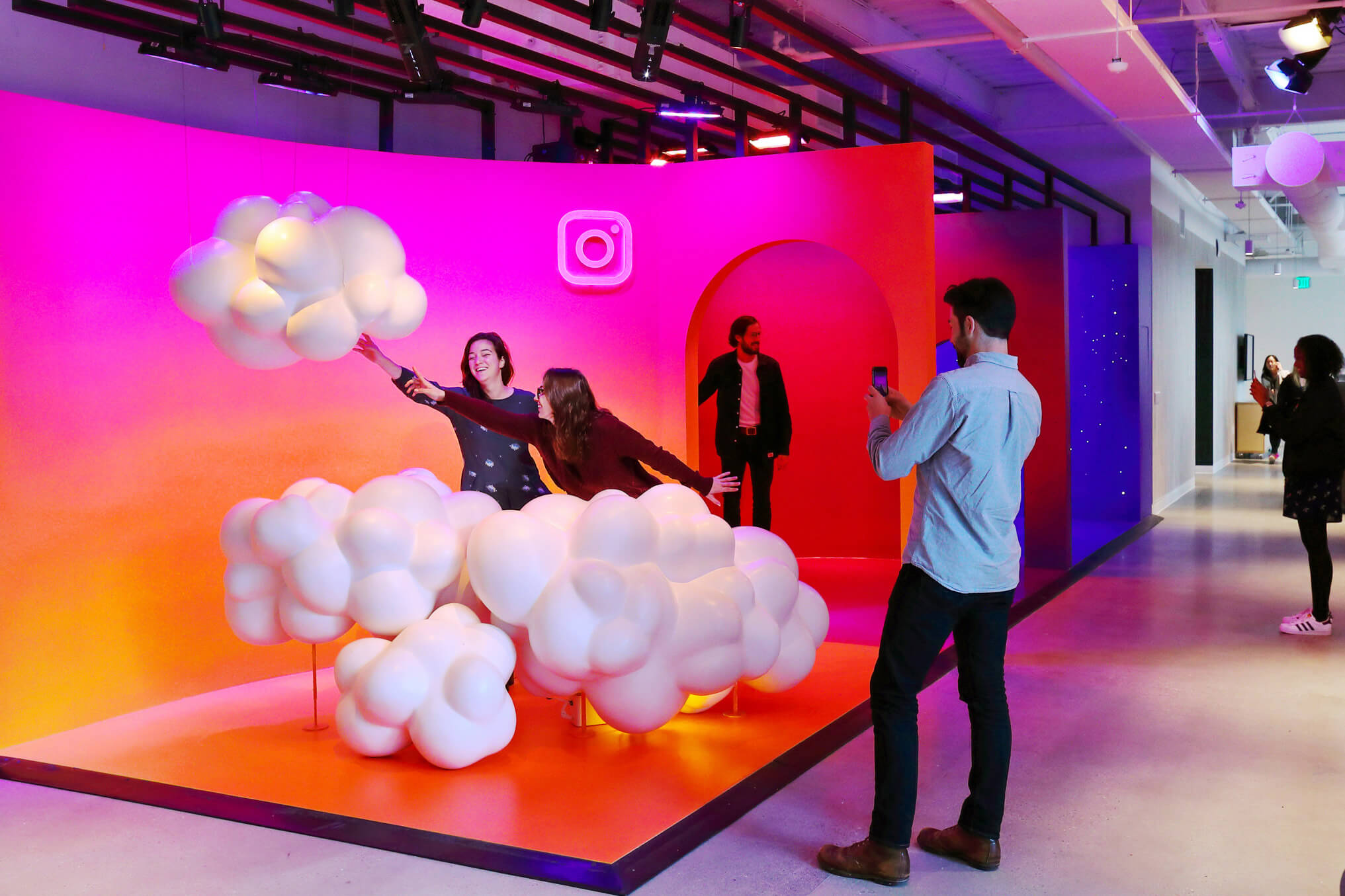 Новый офис Instagram отражает особенности приложения. Фото - 2