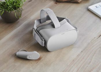 Facebook stops selling Oculus Go