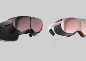 HTC Vive represents a Proton, a compact self-contained prototype VR headset