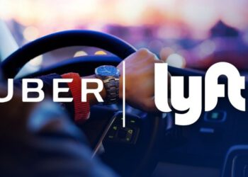 Uber and Lyft are considering the transition to the franchise model in California