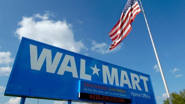 Walmart сообщил об удвоении онлайн-продаж в сильном квартале, но прогноз неопределенный