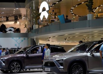 NIO shares fall after the secondary offering, but the company raised $2.65 billion.