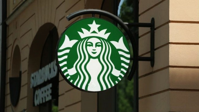 Компания Starbucks повысила свои долгосрочные прогнозы