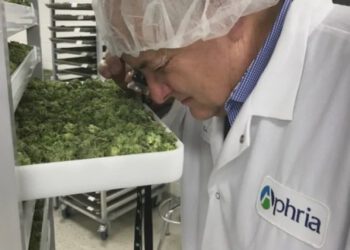 Aphria shares jumped 21% after the quarterly report, shares of rivals also rose