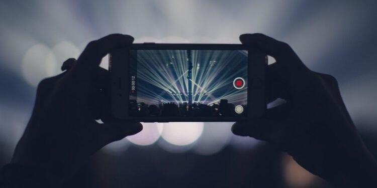 Mobile phone news to come