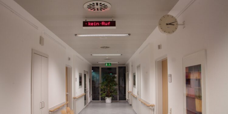 How Israel uses AI to identify patients at risk for Covid-19