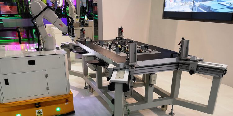 By 2025 more than half of the tasks on the job will be done by machines