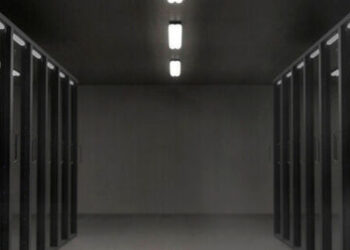 Traditional monitoring tools often no longer meet modern requirements.