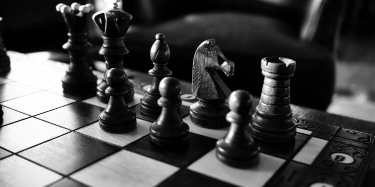 Artificial intelligence evaluates the grand masters of chess