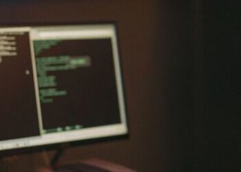 If a software is outdated, it is first necessary to clarify on the basis of various factors which strategy is really suitable for modernization.