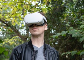 8 things to do when you first get an Oculus Quest 2