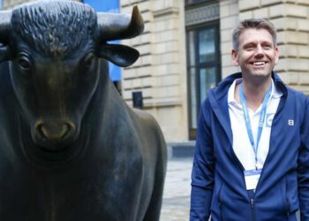 Board earns very well despite loss of profits