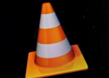 How to get pictures out of movies