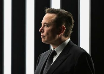 How Elon Musk could take over Twitter