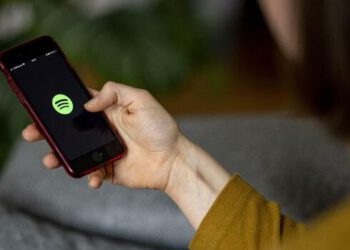 Science & Technology: Phishing emails discovered by Spotify customers