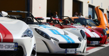 Assetto Corsa arrives on HTC Vive and SteamVR