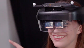 Avegant shows a prototype based on light fields