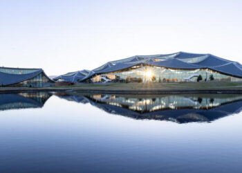 This is what the new mega-campus in Silicon Valley looks like