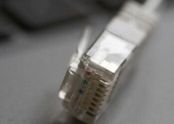 Economy, Trade & Finance: Lousy Internet: Price reduction often not comprehensible