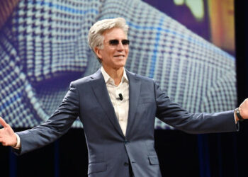 Former CEO Bill McDermott makes SAP competition