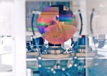 Group increases investment pace – billions for chip factories