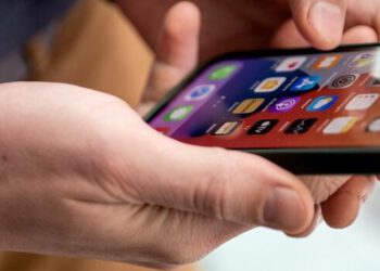 How the SIM card works without a card