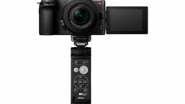 New technology from HTC, Nikon and Fossil