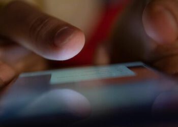 Against incitement on the net: Report hate postings online