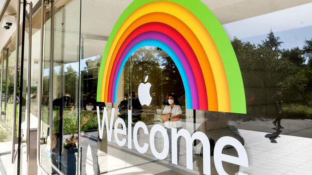 Apple plans to hire fewer staff and cut spending