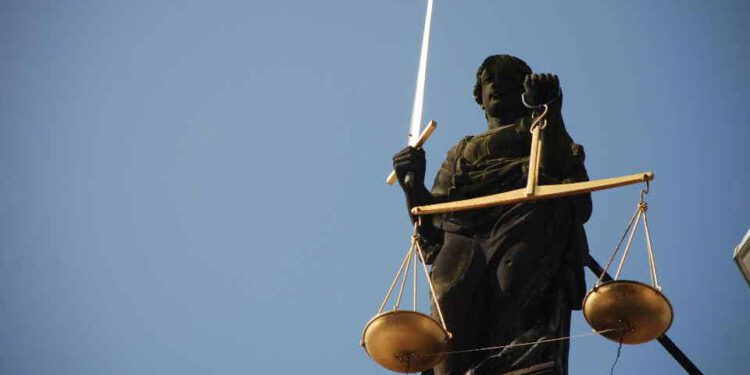Statue der Justitia