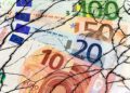 Soft currency euro: this means the US dollar parity