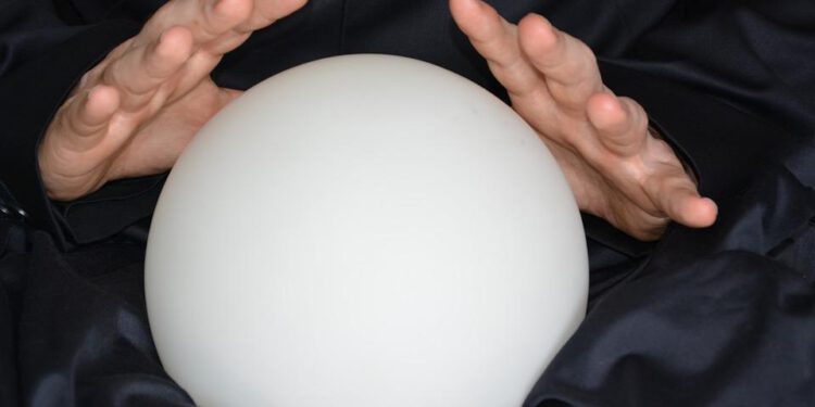 Ex-Goldman Sachs executive warns: Economy will fall off a cliff