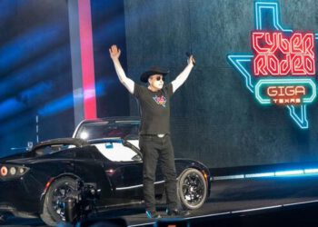 Tesla shareholders vote for further stock split – Musk announces new factory