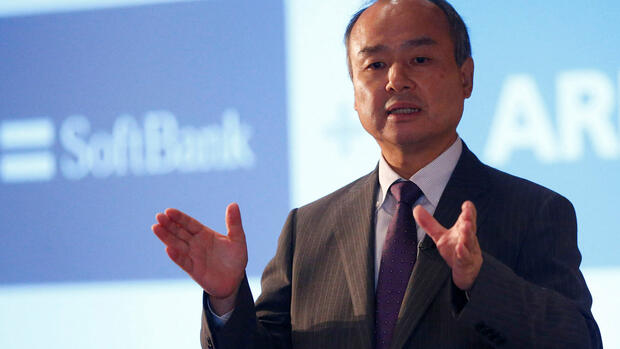 Tech investor with a loss of 23 billion euros