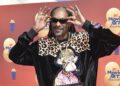 Snoop Dogg, Tom Brady and Co.: Celebrities admonished for NFT advertising