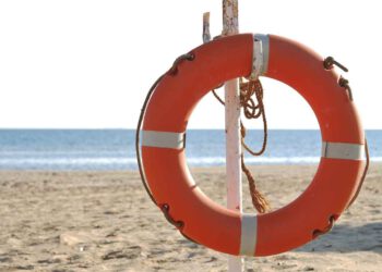 Rettungsring am Strand