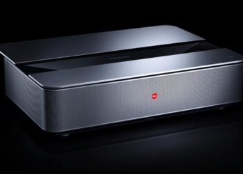 Why the camera manufacturer Leica is now building televisions