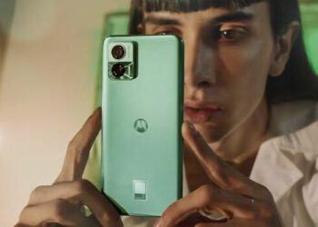 News from Fujitsu, Motorola and Thomson