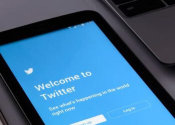 REPORT: Elon Musk is considering getting paid to use Twitter