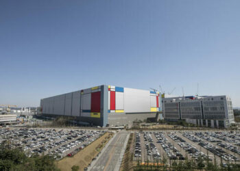 Slump in chip demand hits Samsung hard – profit falls by 96 percent