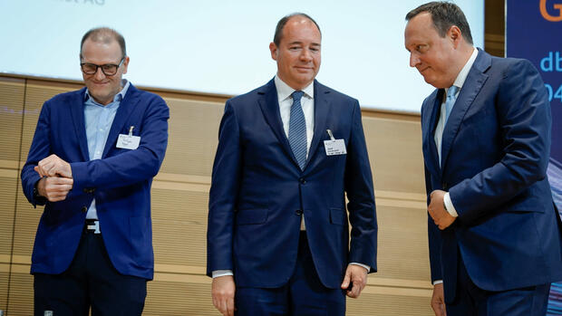 Ralph Dommermuth frees 1&1 from the 5G trap