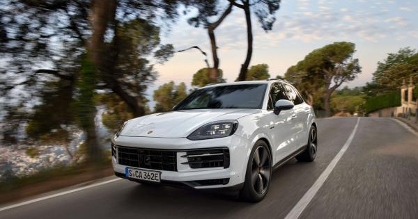 Porsche announces the new Cayenne S E-Hybrid pickup truck, powerful and efficient