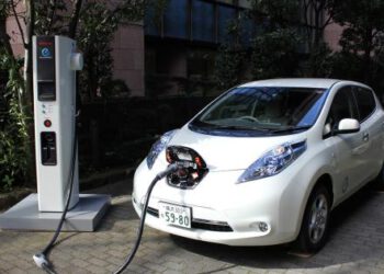 How much does it cost to charge an electric car in Mexico?