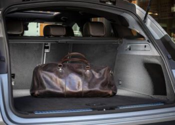 For this strange reason, drivers are leaving their trunks open