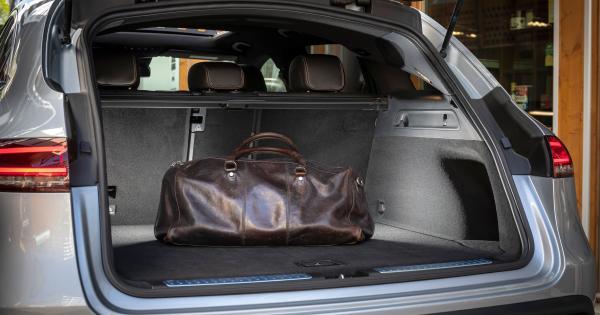 For this strange reason, drivers are leaving their trunks open
