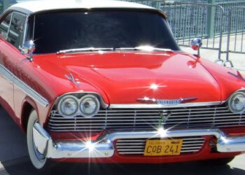 The 5 most iconic cars from scary movies