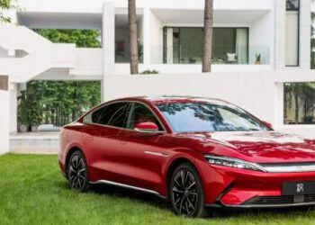 Chinese manufacturer BYD is about to overtake Tesla as the #1 electric car in the world