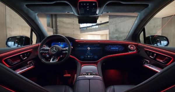 Mercedes-Benz partners with will.i.am to allow you to create music with your car