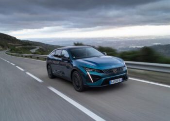 New Peugeot Hybrid: The lion’s signature gives us details of the new 408